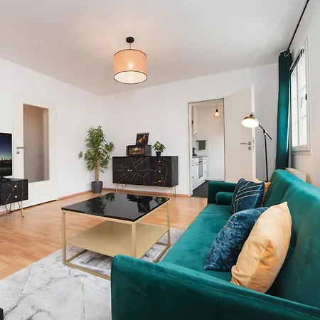 Smart Home - Wuppertal - Perfect For 4 Guests! Central - Netflix - Schwebebahn - Free Parking Zone Exterior photo