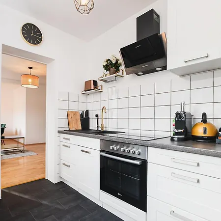 Smart Home - Wuppertal - Perfect For 4 Guests! Central - Netflix - Schwebebahn - Free Parking Zone Exterior photo