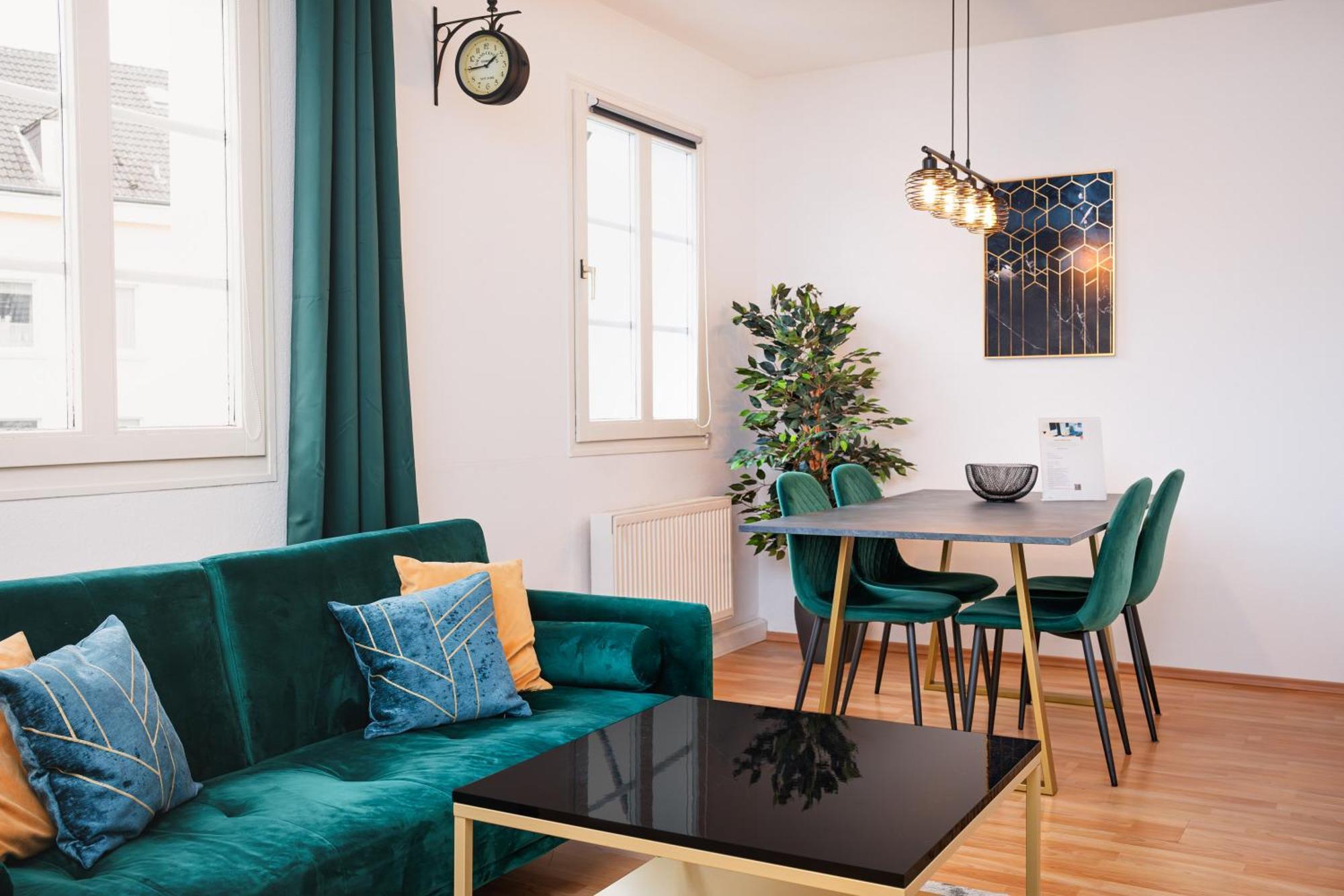 Smart Home - Wuppertal - Perfect For 4 Guests! Central - Netflix - Schwebebahn - Free Parking Zone
